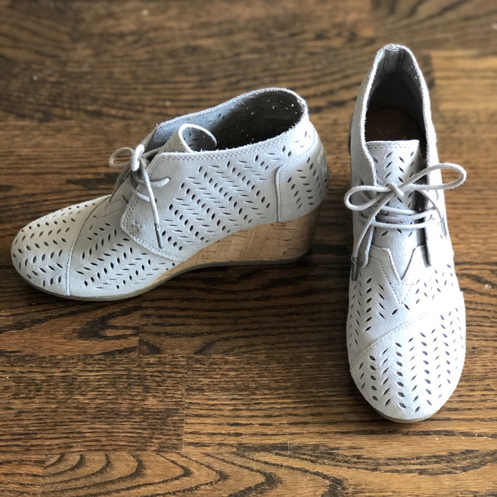 Toms Desert Wedge Booties